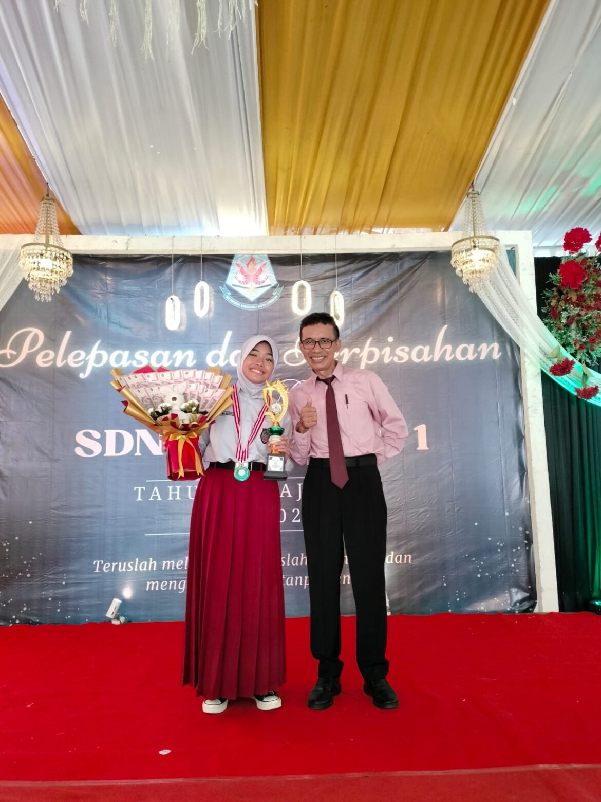 Acara Kelulusan SDN  Sadagori 1 Kota Cirebon Tahun 2025 – 2026 dan Pemberian penghargaan kepada siswa Berprestasi